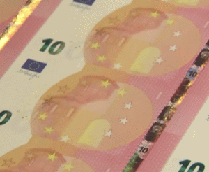 BCE a menţinut dobânda de bază la nivelul minim record de 0,05%