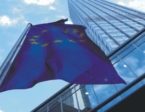 BCE reduce finanţarea pentru băncile greceşti 