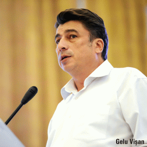 "Nu este exclus să avem alegeri prezidenţiale anticipate"