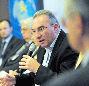 "Putem găsi soluţia pentru criza refugiaţilor doar dacă tratăm cauza declanşatoare"
