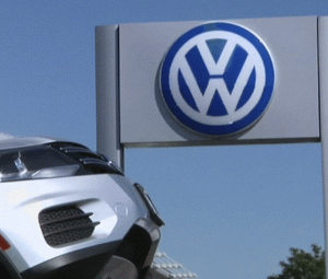 Volkswagen va opri comercializarea unor modele diesel fabricate în 2015
