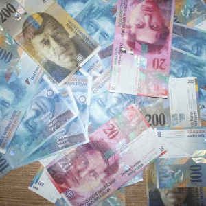 Proiectul privind conversia creditelor, amendat cu programul Ministerului Finanţelor
