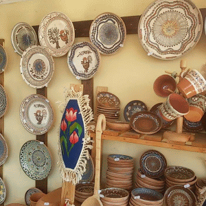 Preţurile obiectelor de ceramică de la Horezu ajung până la câteva sute de euro