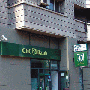 Două foste directoare ale CEC Bank au fost trimise în judecată
