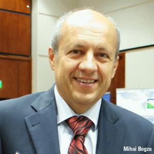 "Dacă aş fi investitor în industria bancară românească, m-aş gândi să mă retrag"