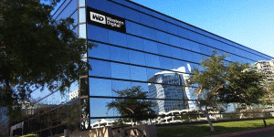 Western Digital achiziţionează SanDisk pentru 19 miliarde dolari
