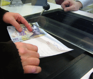 Daily penalties until we transpose the law of the confiscation of money from deposits