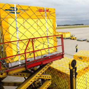 DHL obţine un contract pe şase ani cu "BMW Group" Marea Britanie