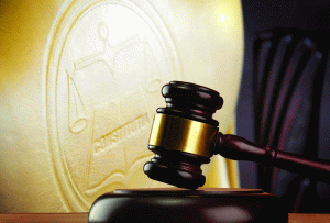 BCE, dată în judecată pentru programul de achiziţii de obligaţiuni