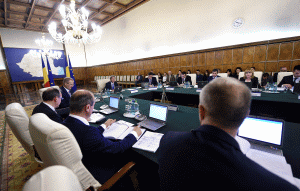 Dezvoltarea economică, reforma administraţiei prin profesionalizarea şi transparentizarea ei şi rolul ţării în UE