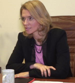 Gorghiu: "Opinia publică nu ne poate cere să vedem BNR ca pe Dumnezeu"