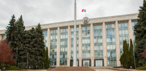 Ion Sturza, desemnat pentru funcţia de premier de preşedintele Timofti