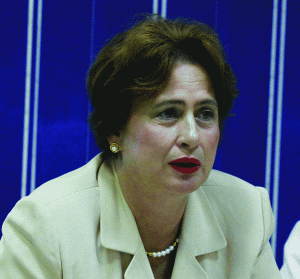 "Riscăm o criză a ţigaretelor legale, în vară"