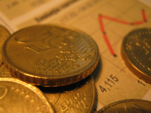 Inflaţia în zona euro a revenit în teritoriu negativ în aprilie