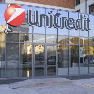 WSJ: "UniCredit", beneficiarul anonim al fondului de salvare a băncilor italiene?