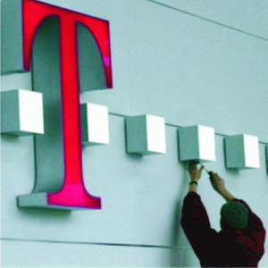 "Rezultatele Telekom reflectă managementul ineficient din 2014-2015, dar şi investiţiile sub nivelul optim"