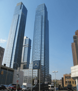 Mercedes rămâne cel mai vândut brand de lux din lume, înaintea BMW