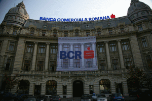 Curtea de Apel Bucureşti cere investigaţii la BCR în urma unor suspiciuni de spălare de bani