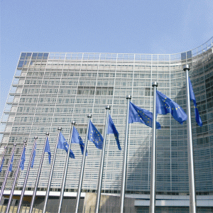 Comisia Europeană propune relaxarea regulilor privind capitalul de risc