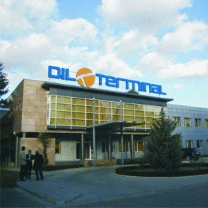 Scandal etern între Broadhurst Investments şi Oil Terminal 