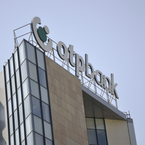 OTP Bank lansează creditul pentru dubla prefinanţare a subvenţiilor APIA