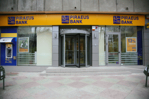 Piraeus Bank propune conversia creditelor luate în CHF