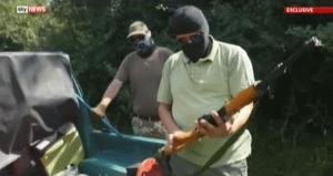 Presupuşii traficanţi de arme (Sursa foto: captură Youtube)