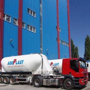 Adeplast arată un nivel mai ridicat al siguranţei economico-financiare 
