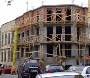 Lucrările de construcţii au scăzut în august cu 5,3% 