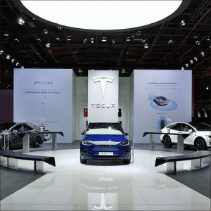 Tesla şi Panasonic vor colabora în producţia de celule solare
