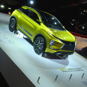 "Nissan" a finalizat achiziţia cotei de 34% din "Mitsubishi Motors"