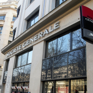 Societe Generale va opri din 2017 finanţarea centralelor electrice pe bază de cărbune