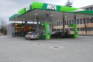 Grupul MOL înregistrează creşteri de peste 10% ale vânzărilor de motorină şi benzină, în România