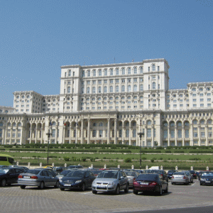 Legile privind darea în plată şi conversia - două realităţi controversate