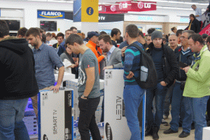 Valoarea tranzacţiilor online a ajuns la 61,2 milioane de lei în 17 ore