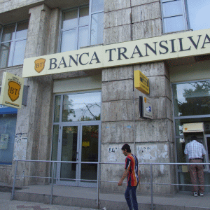 BERD iese din Banca Transilvania, în paşi de 2,86%
