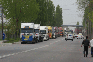 UNTRR solicită un cadru pentru examinarea în engleză a conducătorilor auto profesionişti din afara UE