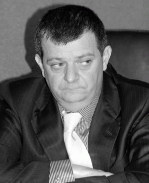 Cristian Sima mai vinde 10.000 de acţiuni "Bursa de Valori Bucureşti"