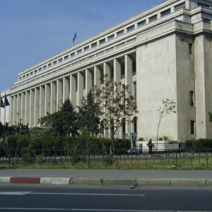 Guvernul amână aplicarea unor dispoziţii din noul Cod de procedură civilă