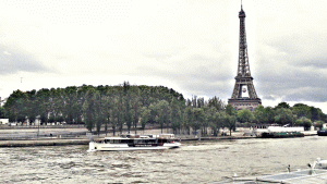 Banca Centrală a Franţei şi-a redus prognoza de creştere pentru 2016 şi 2017 la 1,3%