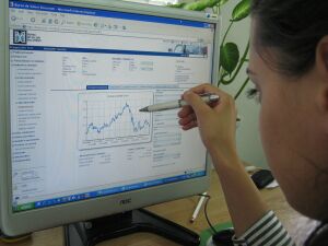 BET, BET-TR, BETPlus, BET-XT şi BET-XT-TR au închis în scădere