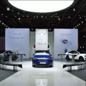 "Panasonic" va investi 256 milioane de dolari în fabrica "Tesla" de celule solare "Solar City"