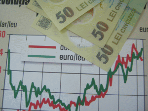 Euro a fost cotat la 4,5175 lei, sub referinţa de ieri