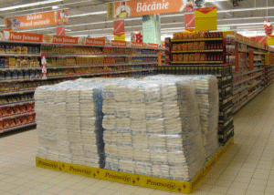 Volumul cifrei de afaceri din comerţul cu amănuntul a crescut cu 14% în primele 11 luni din 2016