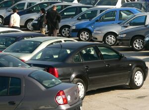 Vânzările de pe piaţa auto chineză au crescut în 2016