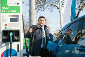 "Electrica" şi "Petrom" vor să ajungă la şase staţii de încărcare rapidă pentru maşini electrice