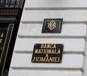 La sfârşitul lui 2016, masa monetară s-a majorat cu 10,3% faţă aceeaşi perioadă din 2015