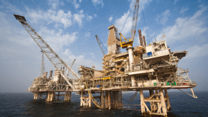 IEA estimează că statele OPEC au implementat 90% din reducerile de producţie promise