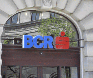 Un sfert din profitul sistemului bancar vine de la BCR
