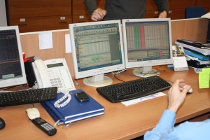 Bursele asiatice au închis în scădere